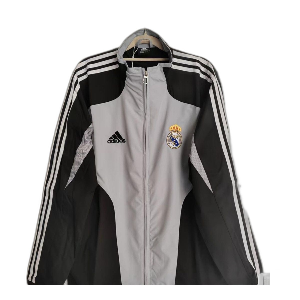 Size L — Vintage 2004–05 Adidas Real Madrid Windbreaker Jacket Grey/Black