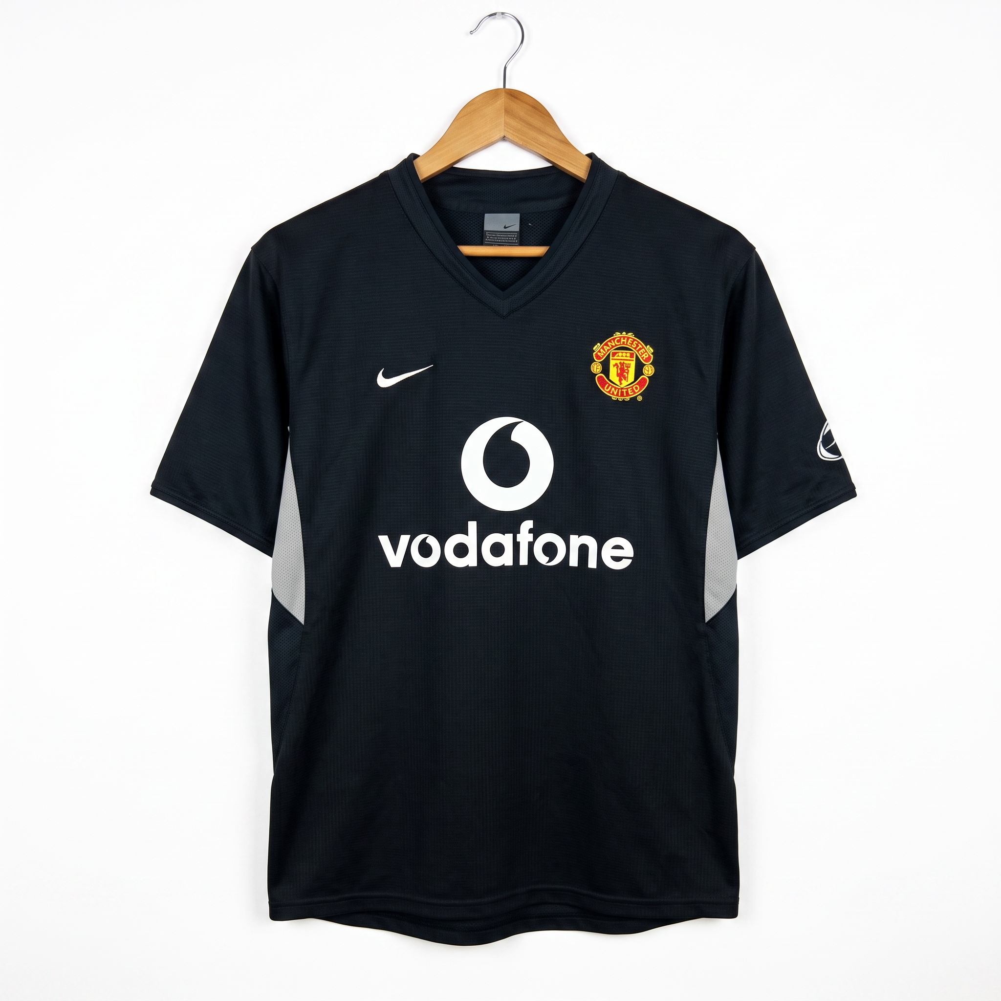 Size L — 2002–03 Nike Manchester United Vodafone Player Issue Training Shirt (Black)