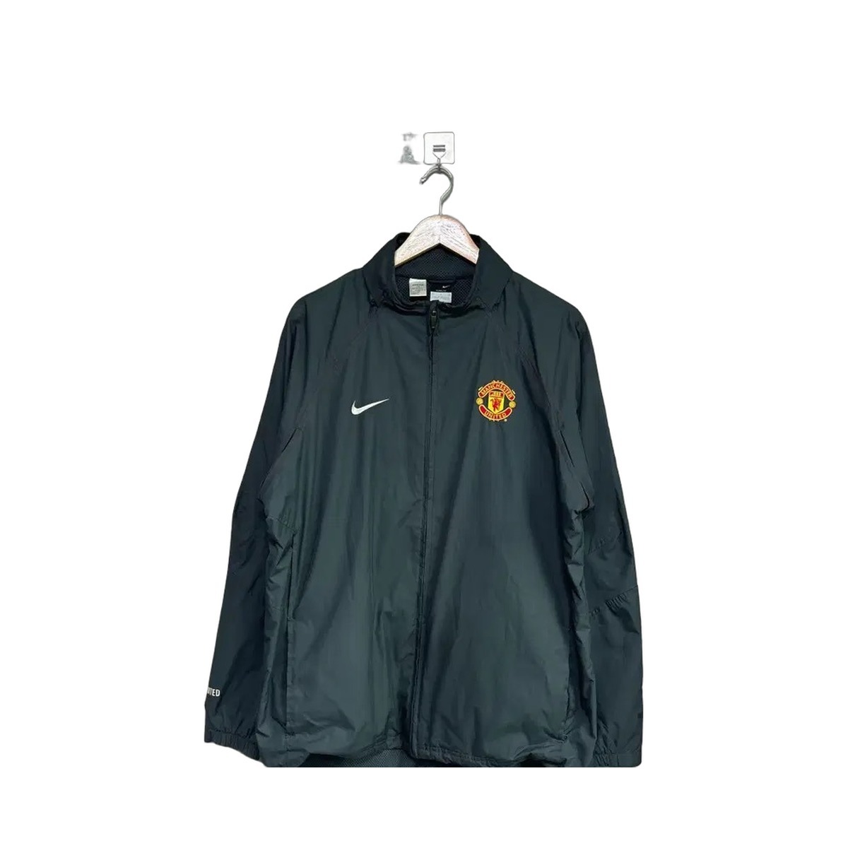 Size XL — Vintage 2004–06 Nike Manchester United Vodafone Windbreaker Jacket