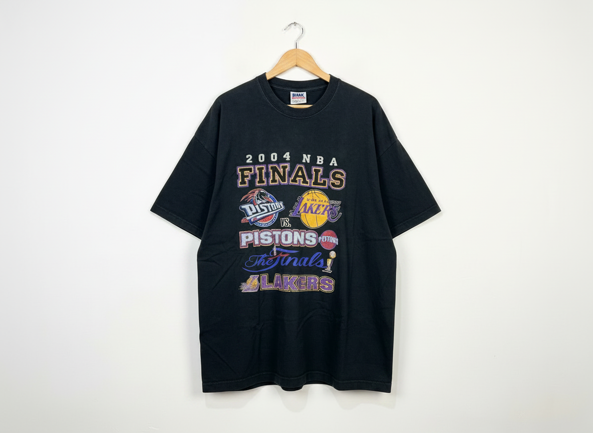 Vintage 2004 NBA Finals Pistons vs Lakers T-Shirt (Size 2XL)