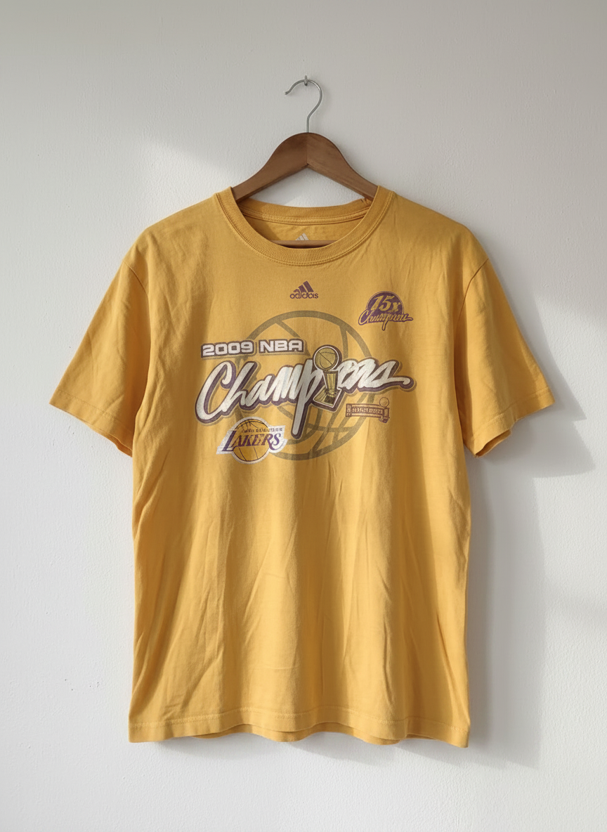 Size XL — 2009 Los Angeles Lakers NBA Champions Tee