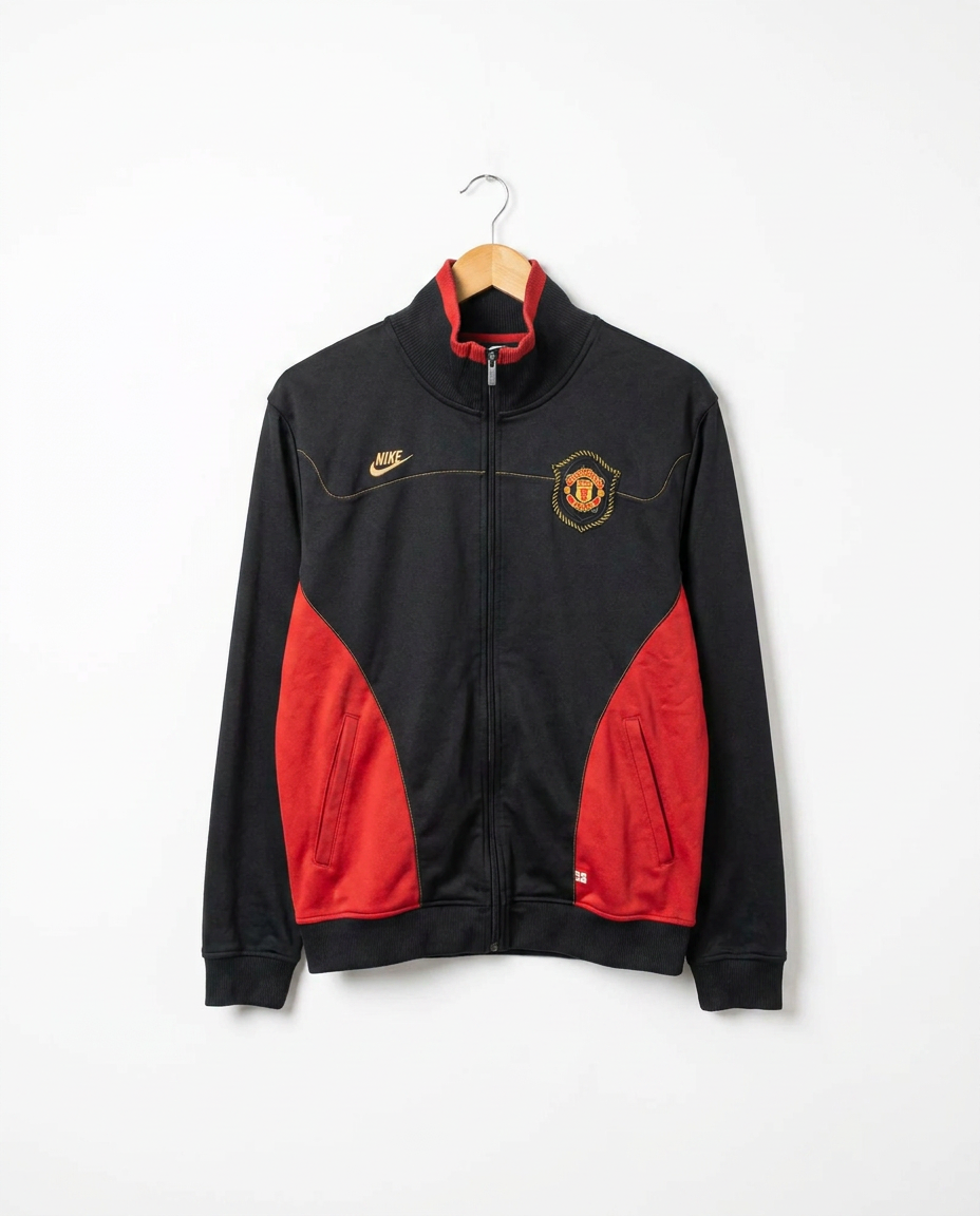 Size XL — Vintage Nike Manchester United Track Jacket (2008–2010)
