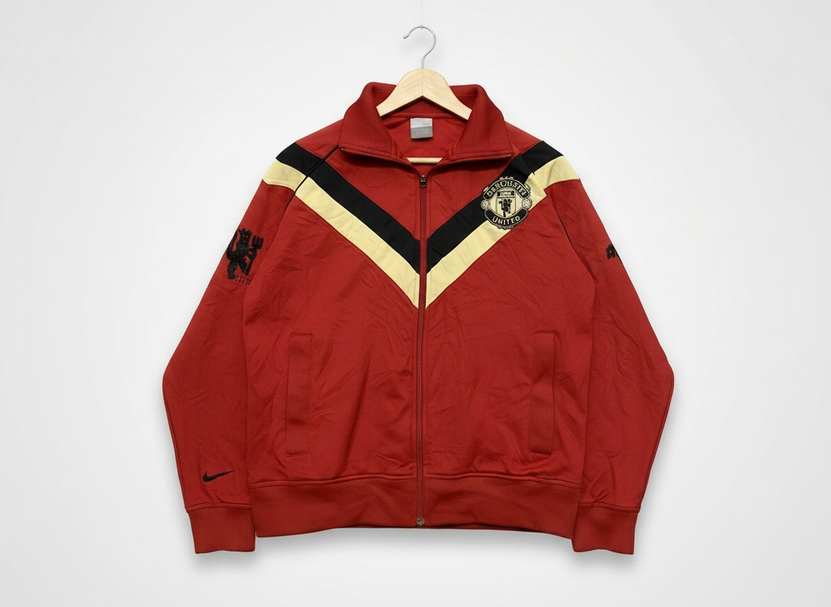 Size M — Vintage Nike Manchester United Track Jacket