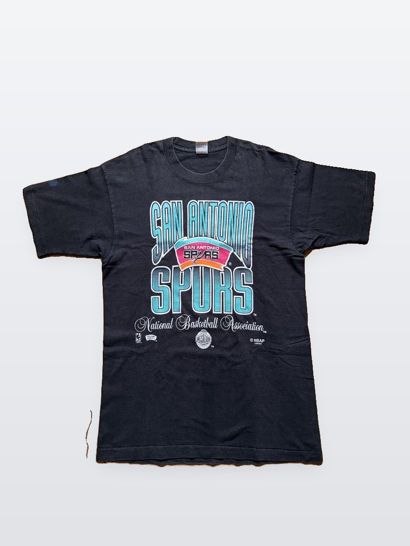 Vintage San Antonio Spurs NBA Graphic T-Shirt